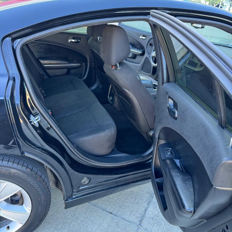 2013 Dodge Charger Image 10