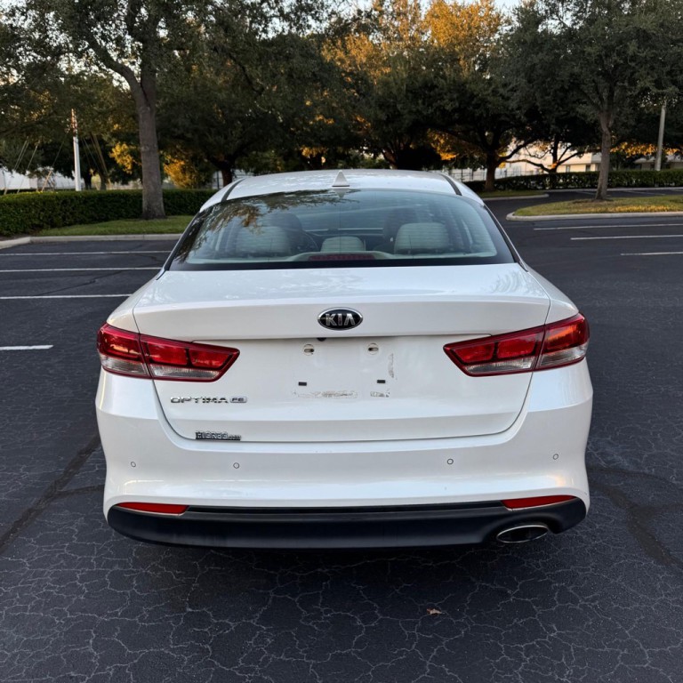 2018 Kia Optima Image 5