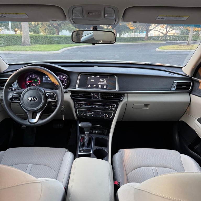 2018 Kia Optima Image 11