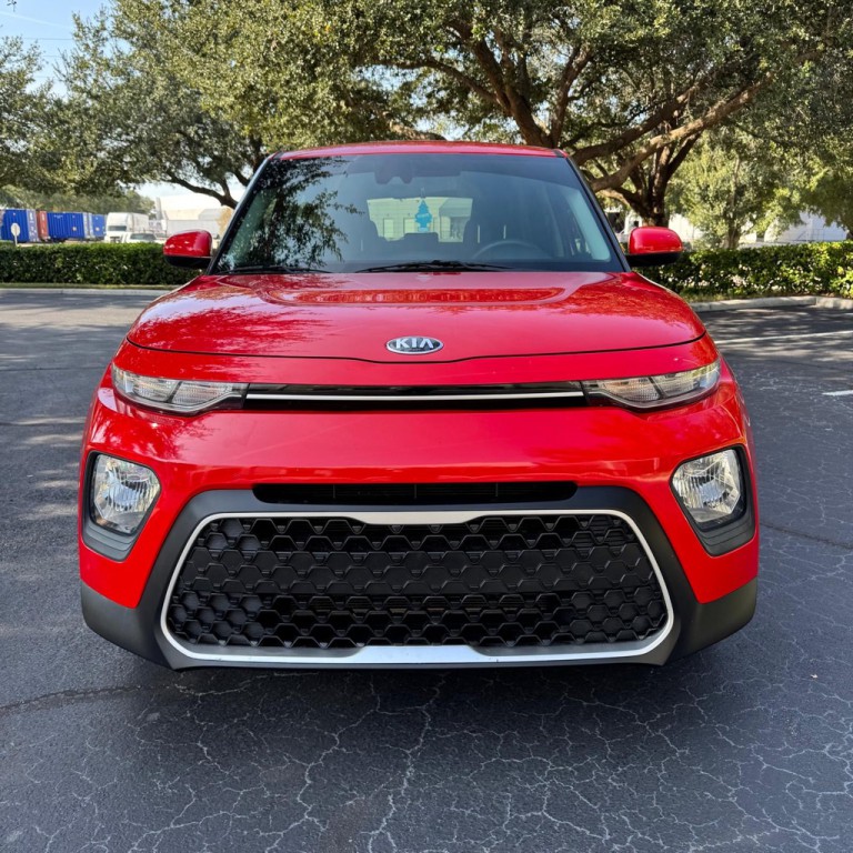 2020 Kia Soul Image 2
