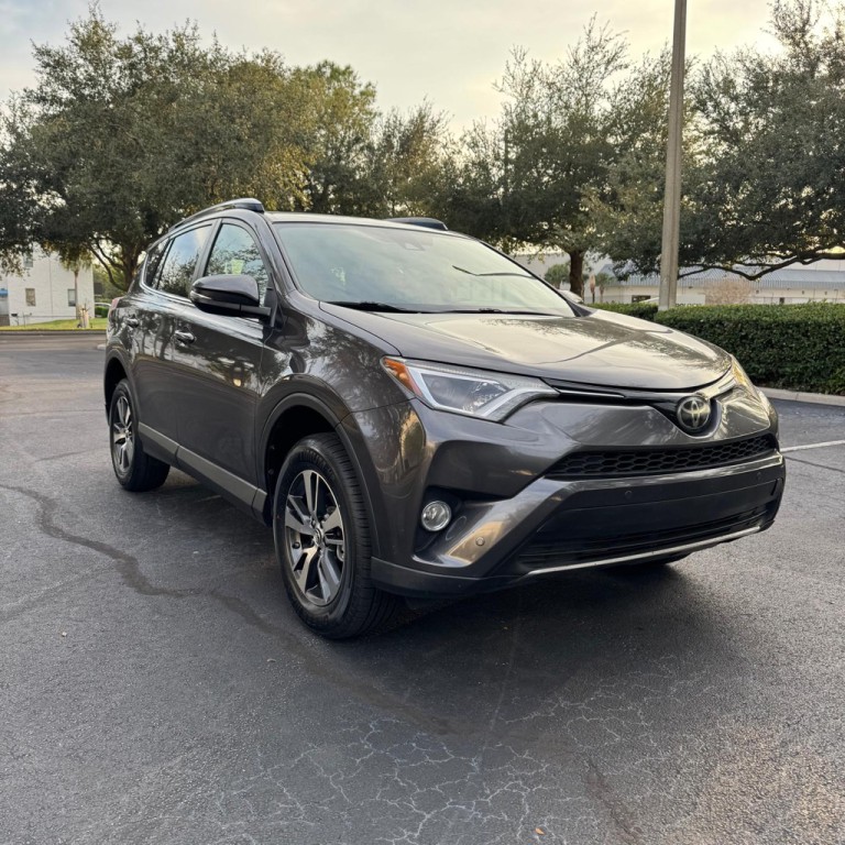 2018 Toyota Rav4 Image 3