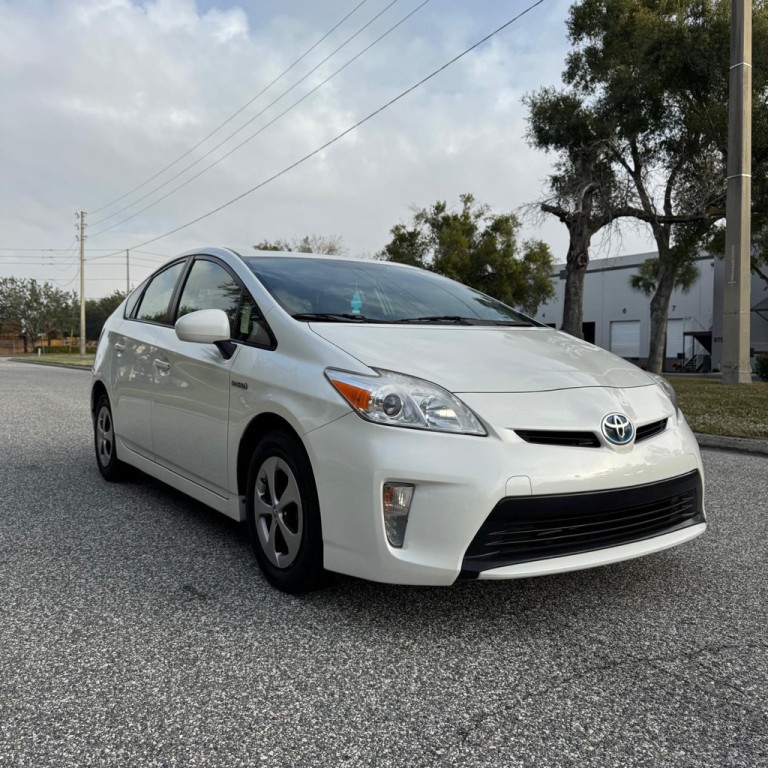 2012 Toyota Prius Image 3