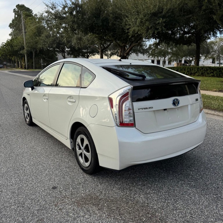 2012 Toyota Prius Image 6