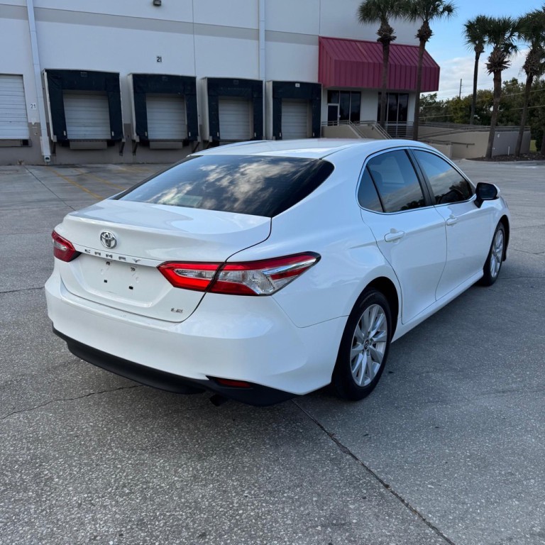 2018 Toyota Camry Image 4