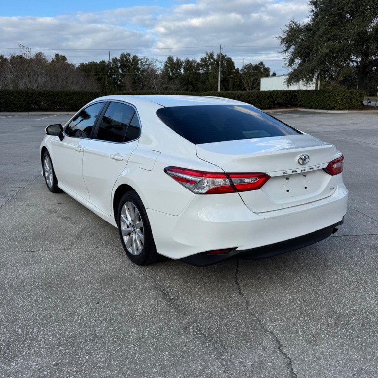 2018 Toyota Camry Image 6