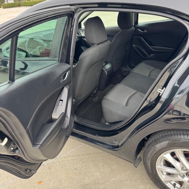 2018 Mazda Mazda3 Image 10