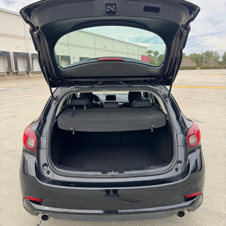 2018 Mazda Mazda3 Image 12
