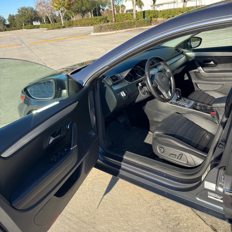2012 Volkswagen CC Image 8