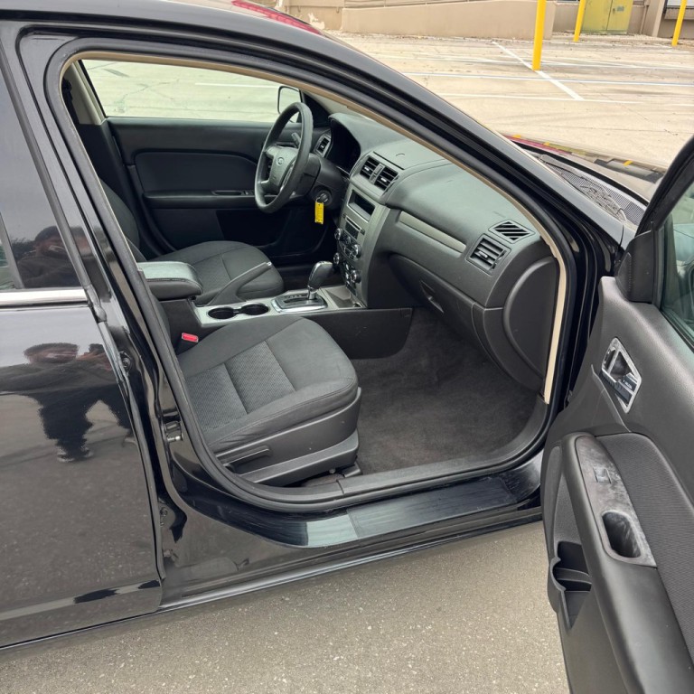 2012 Ford Fusion Image 8