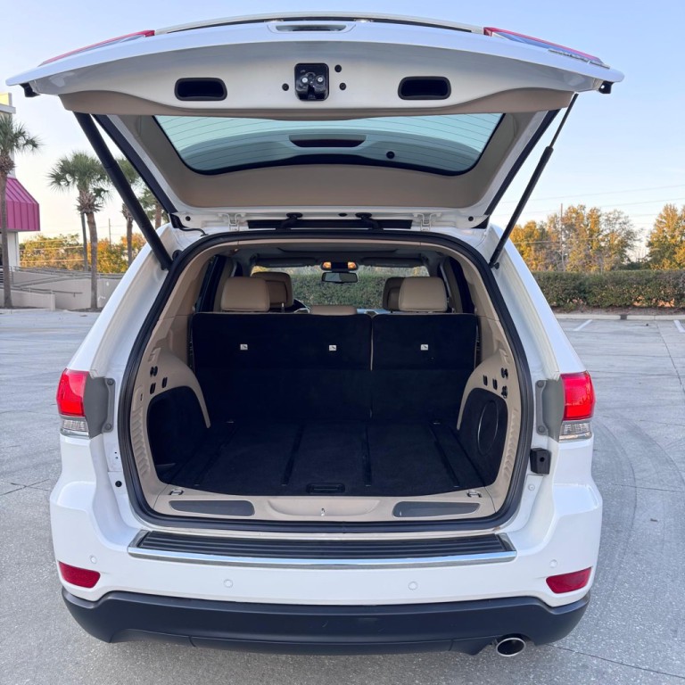 2015 Jeep Grand Cherokee Image 13