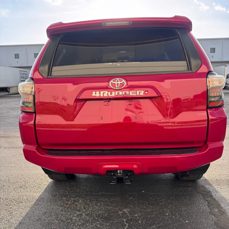 2016 Toyota 4Runner Image 5