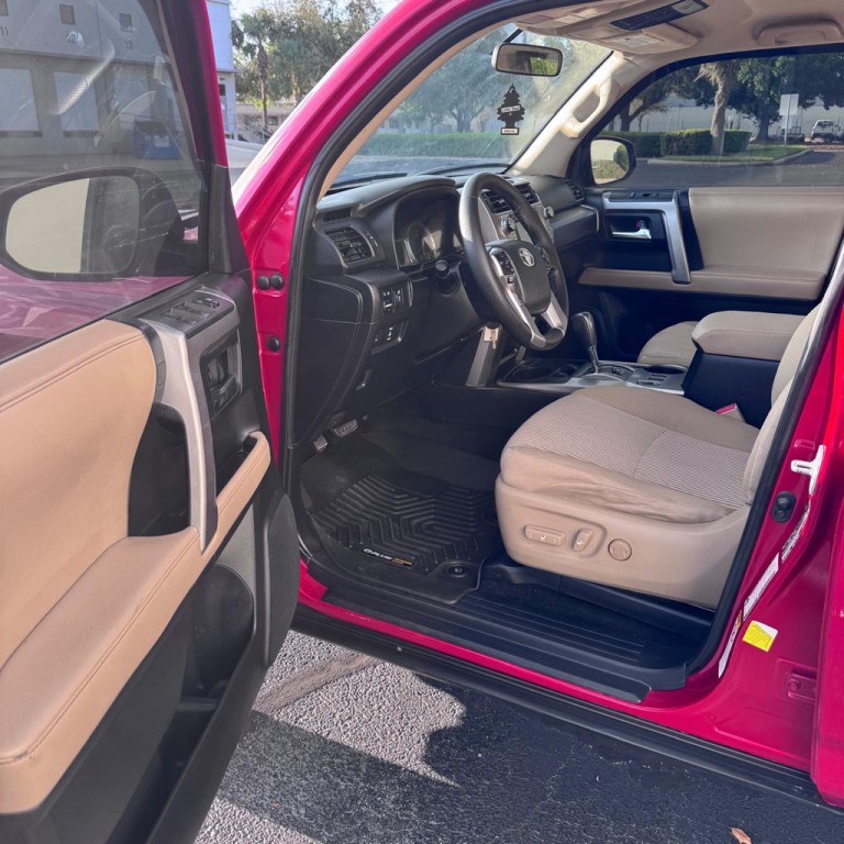 2016 Toyota 4Runner Image 7