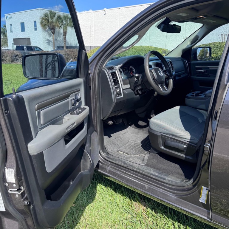 2015 RAM 1500 Image 7