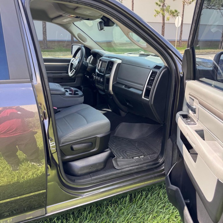 2015 RAM 1500 Image 8