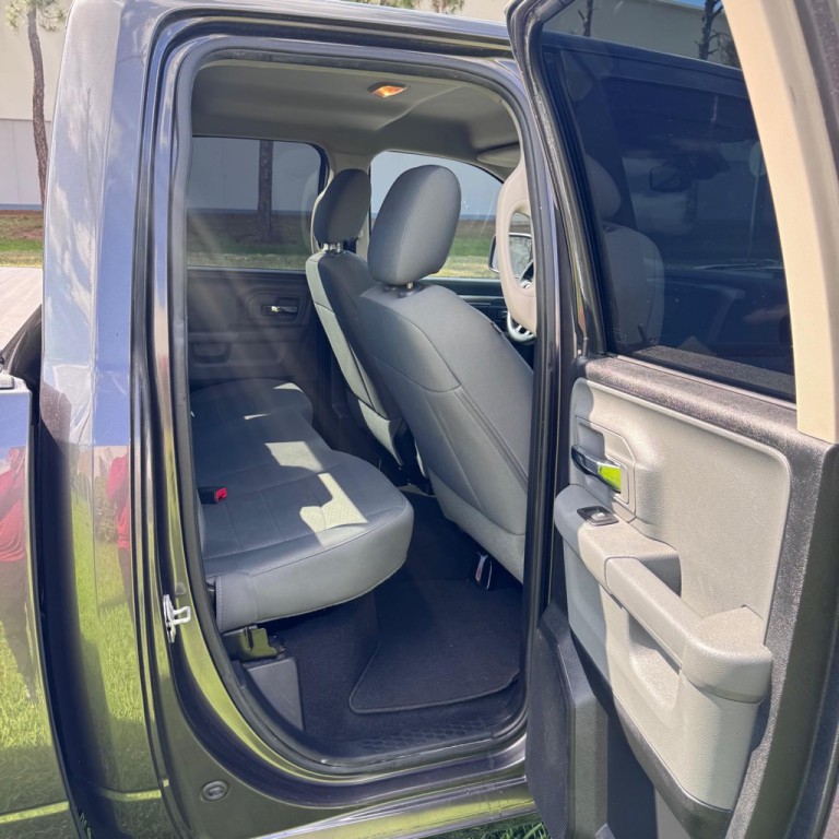 2015 RAM 1500 Image 10