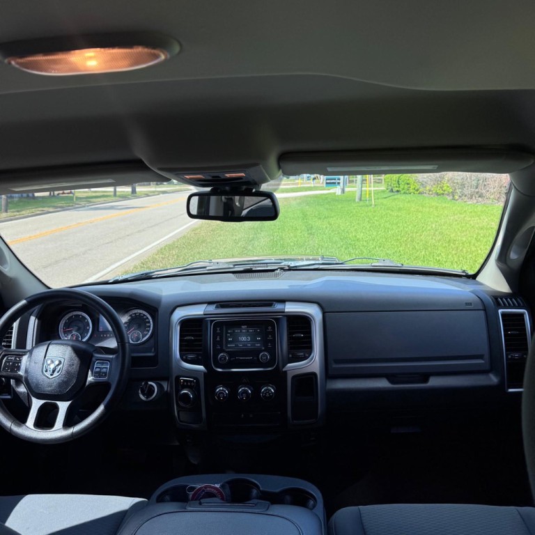 2015 RAM 1500 Image 11