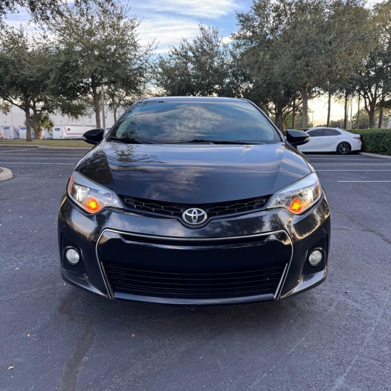 2016 Toyota Corolla Image 2