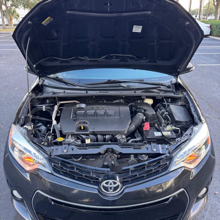 2016 Toyota Corolla Image 13