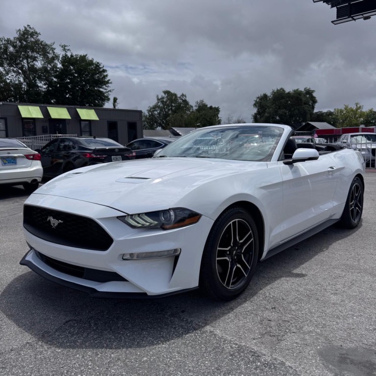 2020 Ford Mustang Image 1