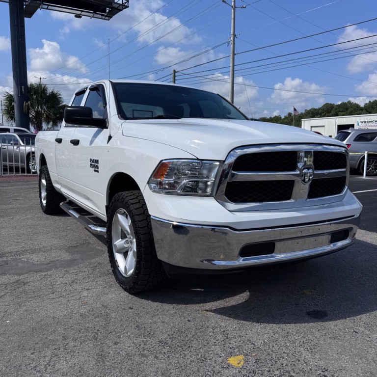 2019 RAM 1500 Image 3