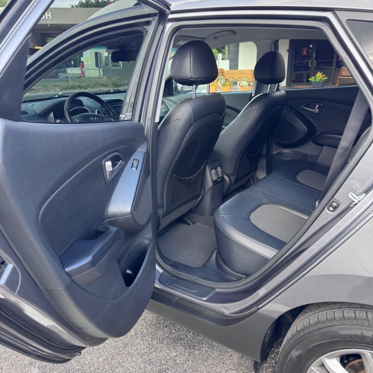 2014 Hyundai Tucson Image 10