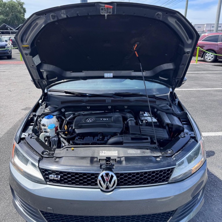 2014 Volkswagen Jetta Image 12