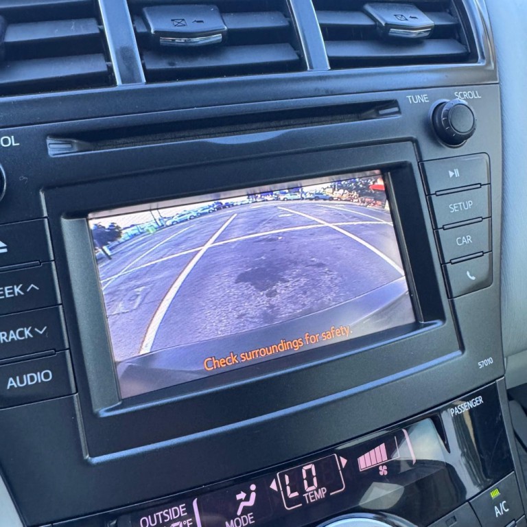 2014 Toyota Prius Image 7