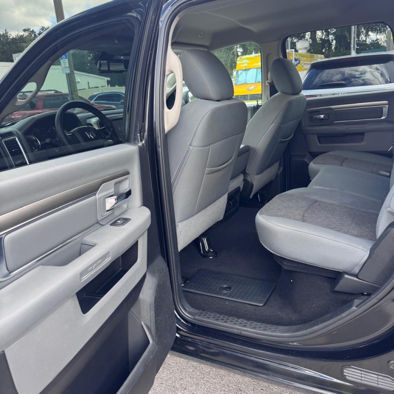 2018 RAM 1500 Image 9