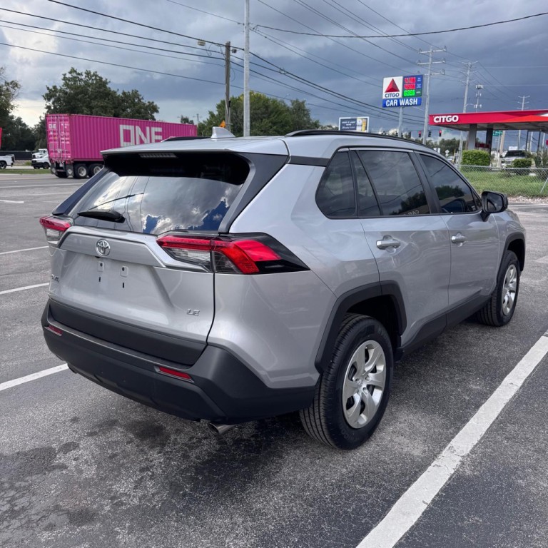 2019 Toyota Rav4 Image 4
