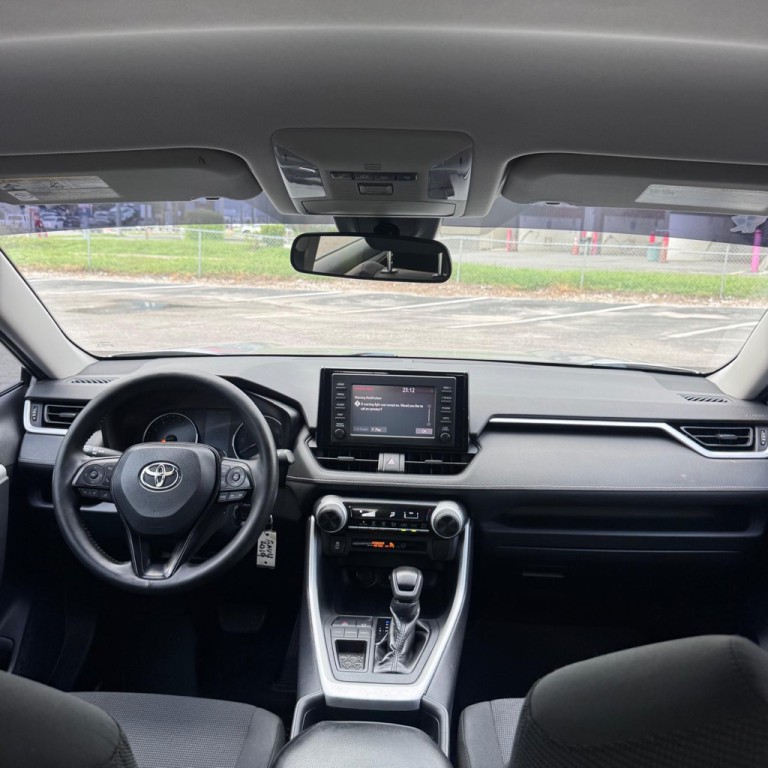 2019 Toyota Rav4 Image 7