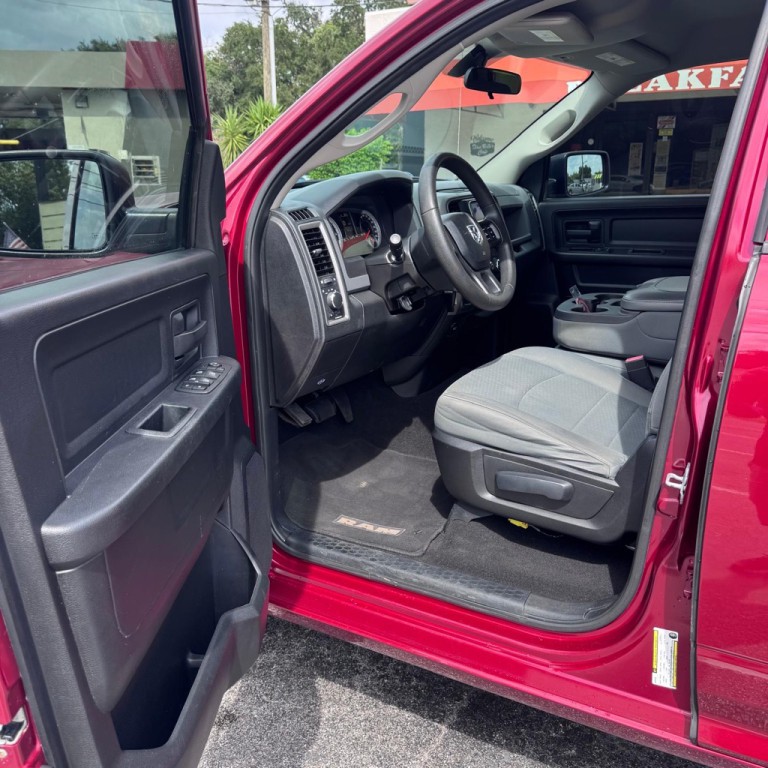 2014 RAM 1500 Image 7