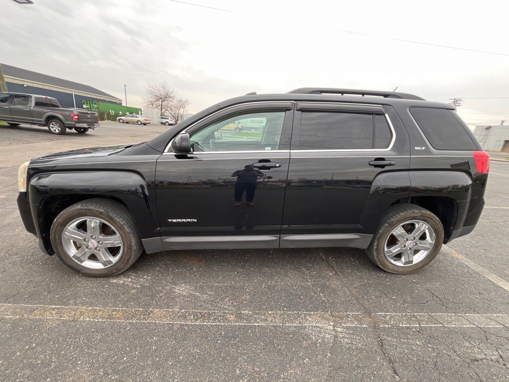 2013 GMC Terrain Image 2