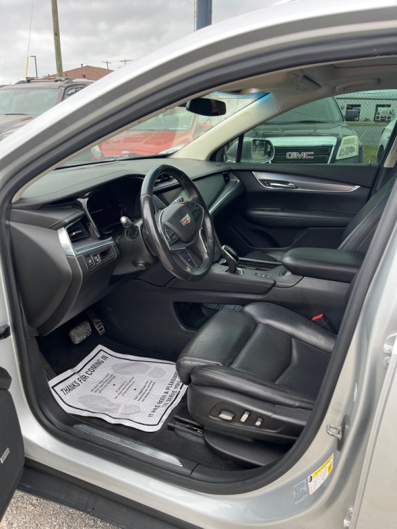 2017 Cadillac XT5 Image 10