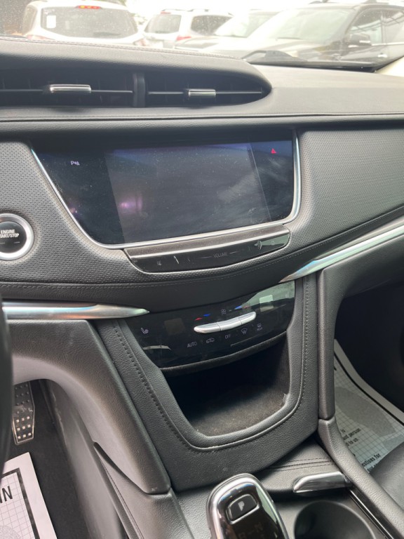 2017 Cadillac XT5 Image 12