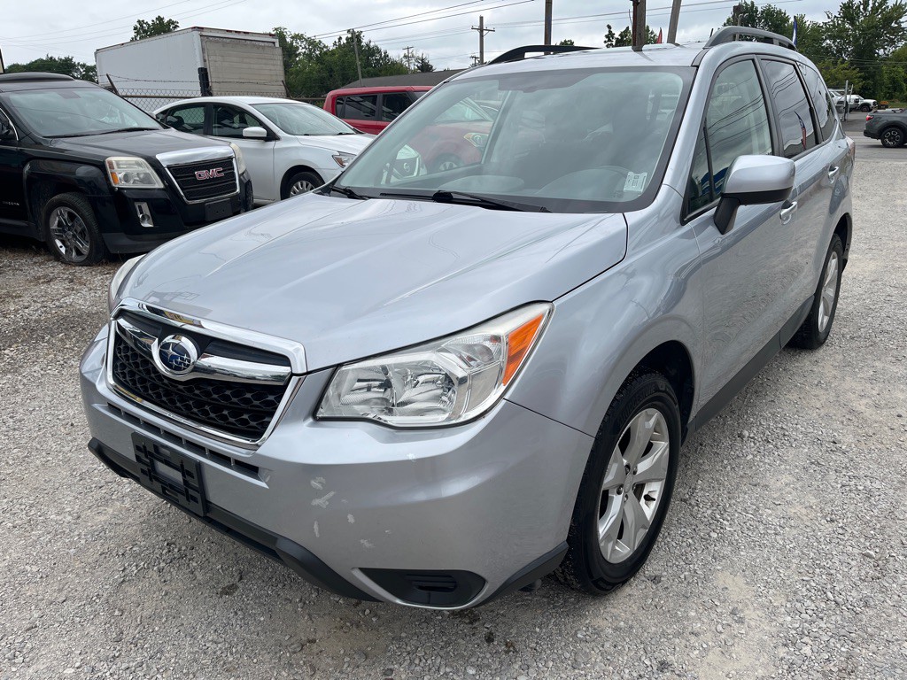2014 Subaru Forester Image 1