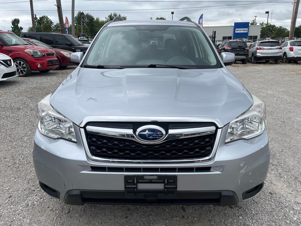 2014 Subaru Forester Image 8