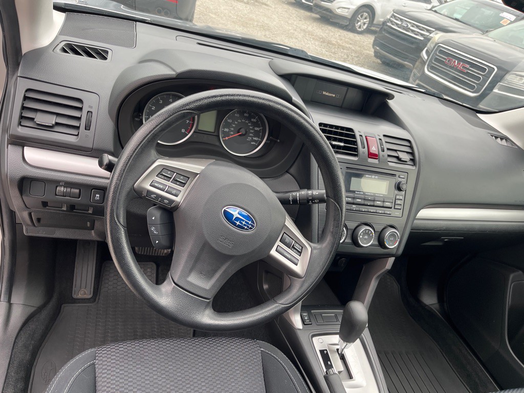 2014 Subaru Forester Image 11