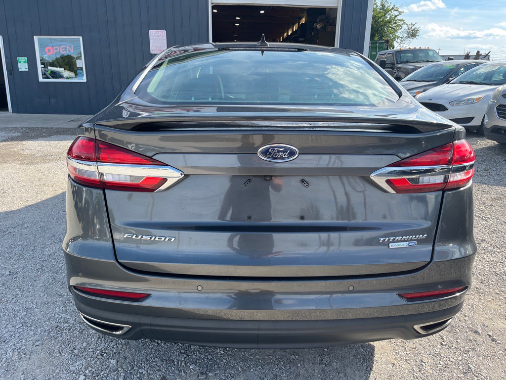 2020 Ford Fusion Image 4