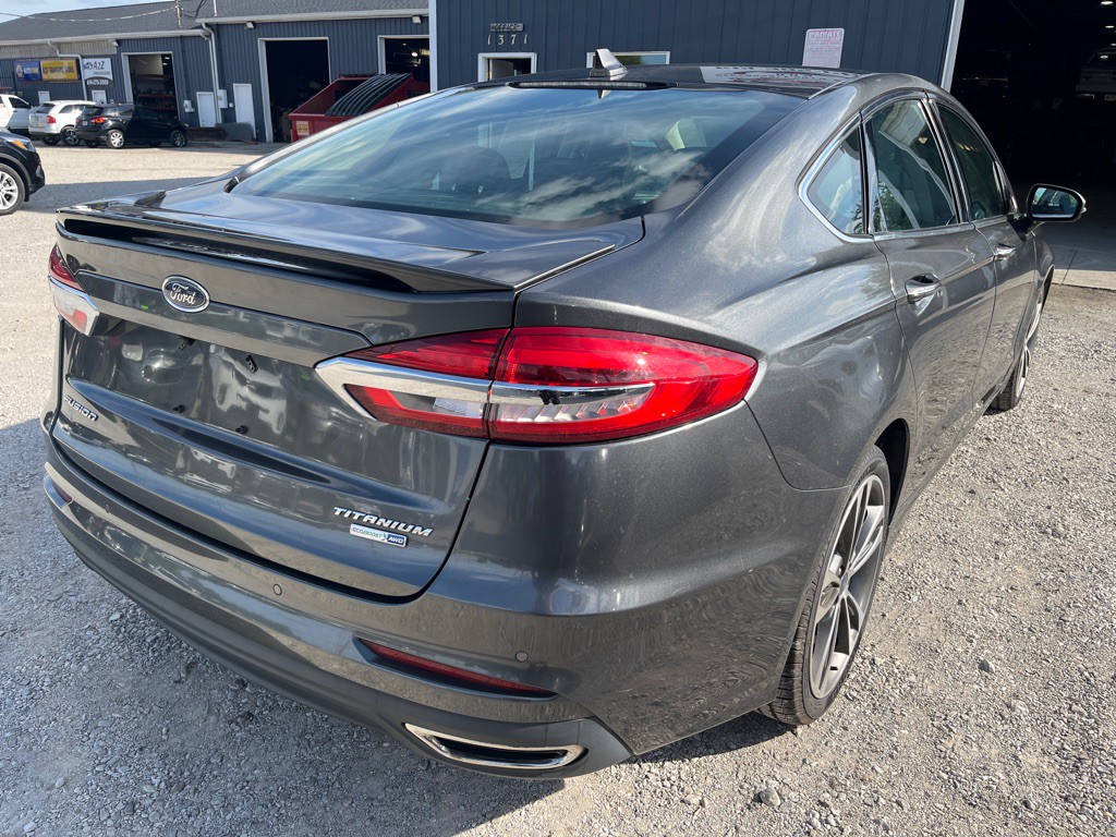 2020 Ford Fusion Image 5