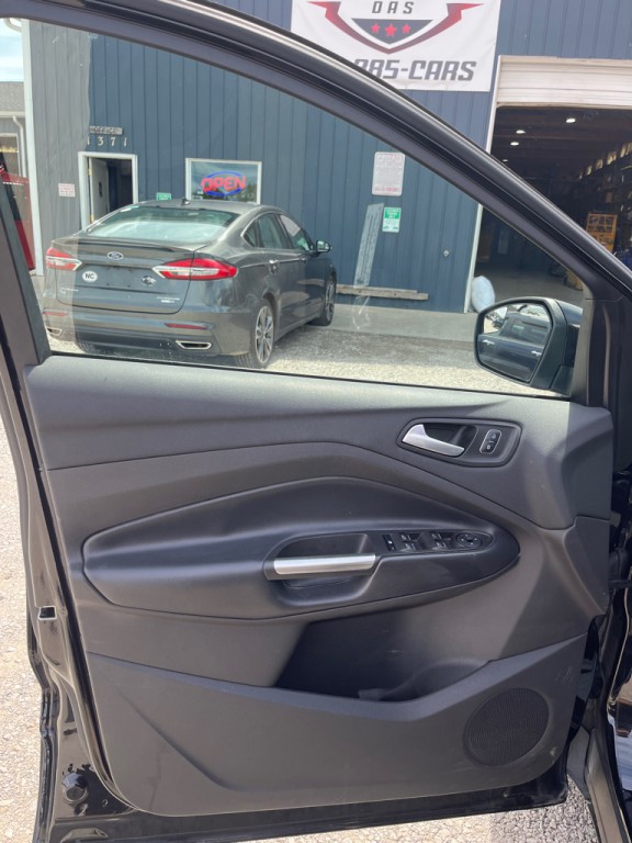 2019 Ford Escape Image 9