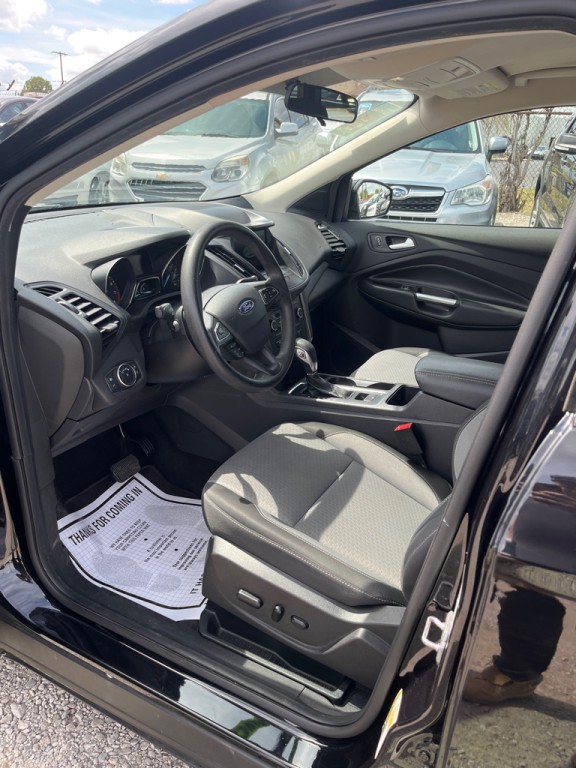 2019 Ford Escape Image 10