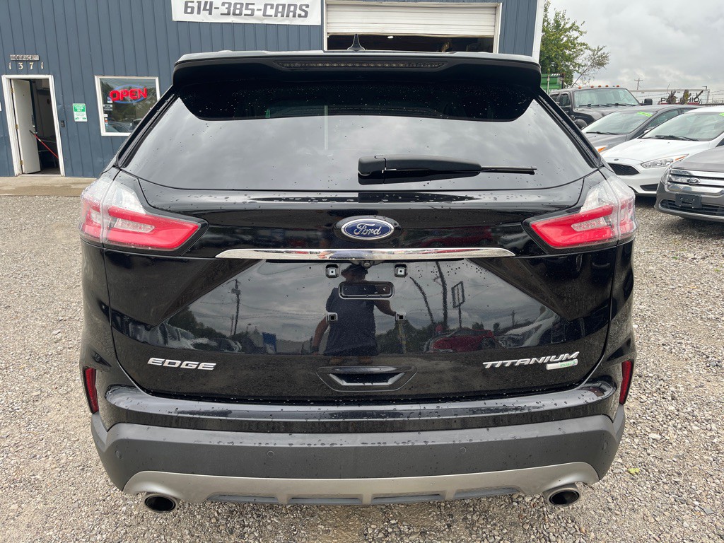 2019 Ford Edge Image 4