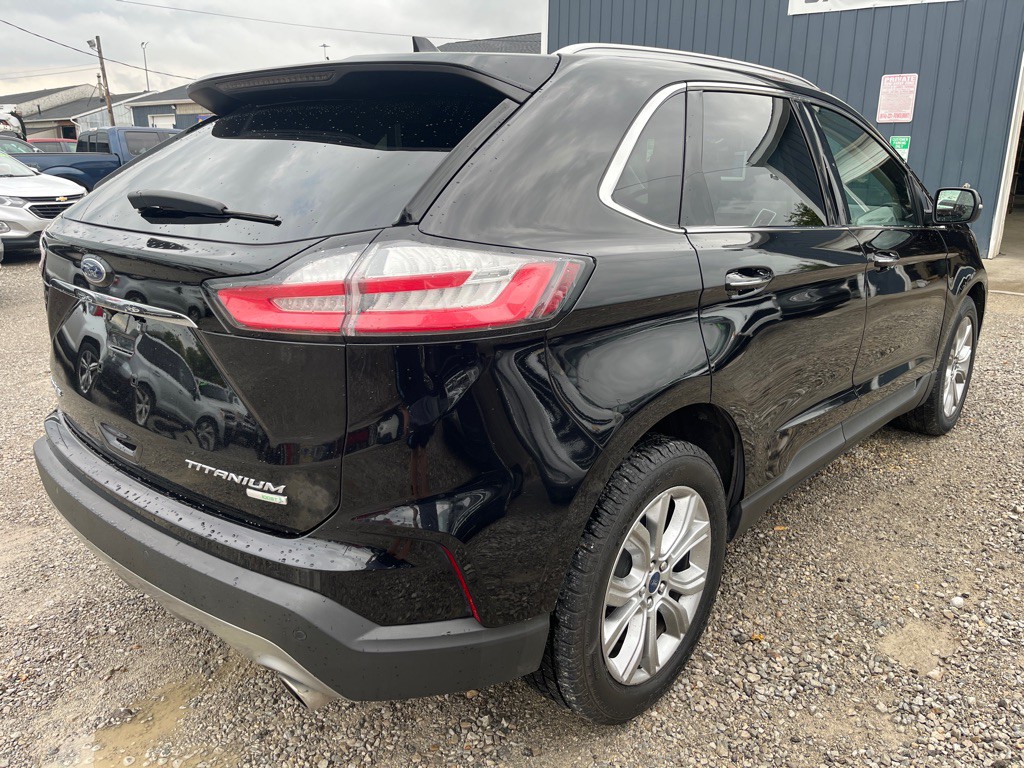 2019 Ford Edge Image 5