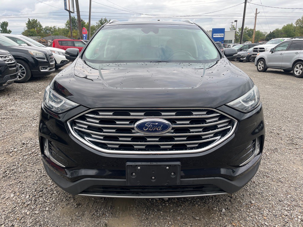 2019 Ford Edge Image 8
