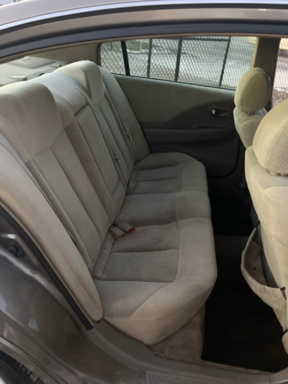 2003 Nissan Altima Image 16