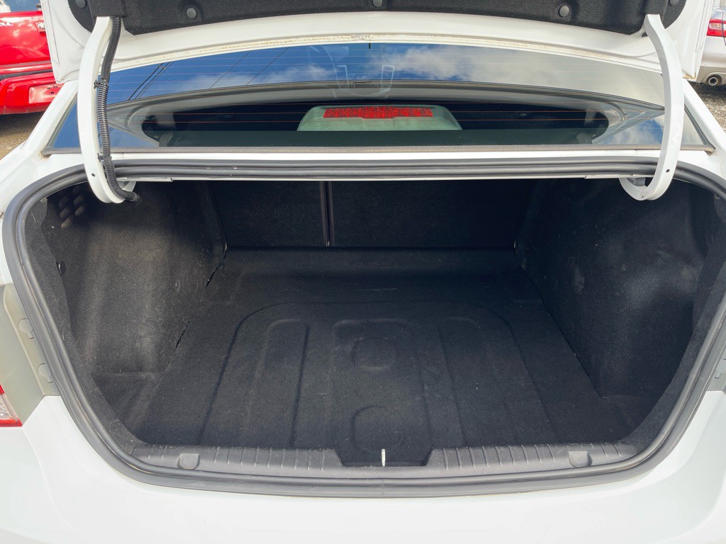 2014 Chevrolet Cruze Image 16