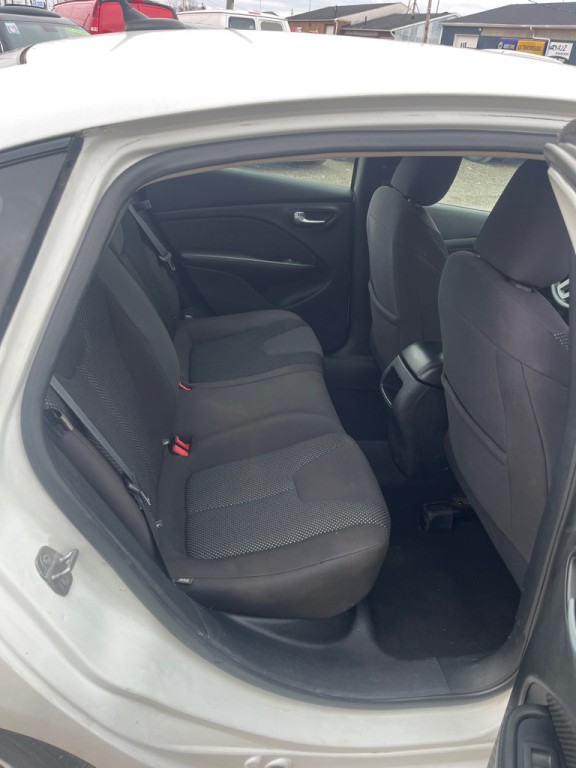2014 Dodge Dart Image 17