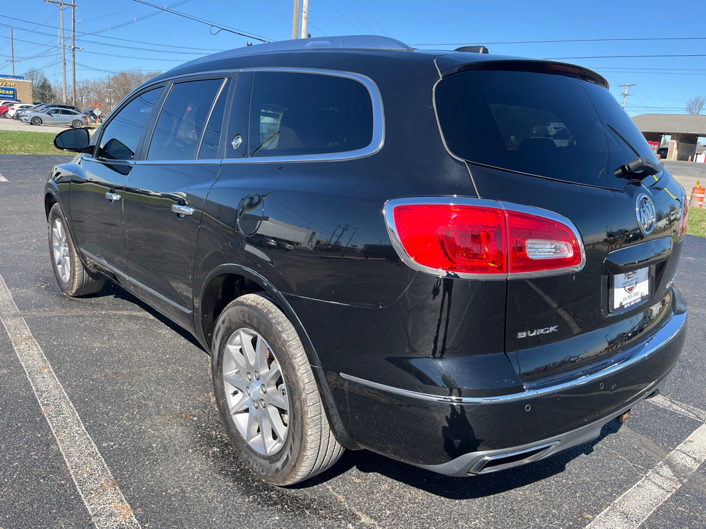 2017 Buick Enclave Image 3