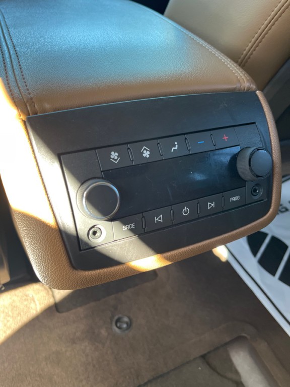 2017 Buick Enclave Image 16