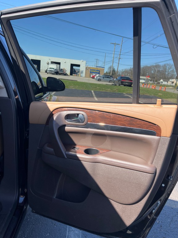 2017 Buick Enclave Image 19